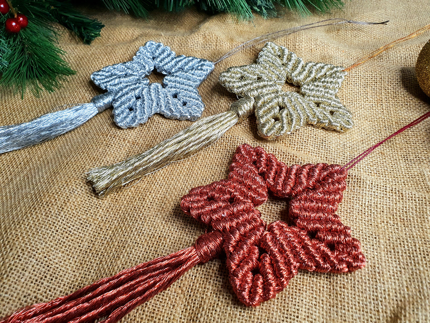 Shiny boho macrame star Christmas hanging baubles, gold silver red Christmas star tree hangings, festive decor, holiday decorations, stars