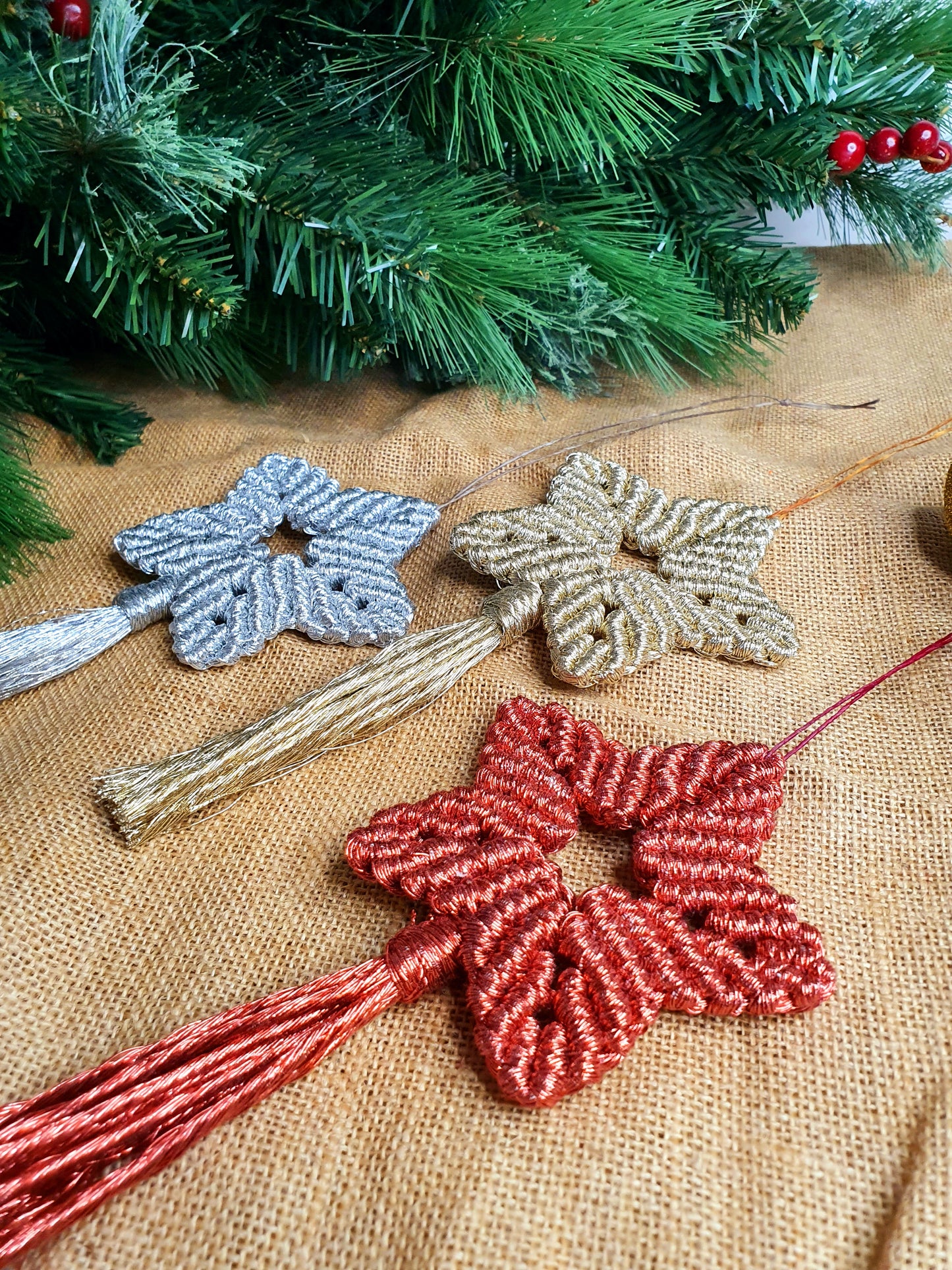 Shiny boho macrame star Christmas hanging baubles, gold silver red Christmas star tree hangings, festive decor, holiday decorations, stars