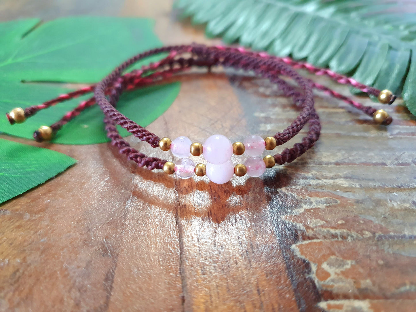 Rose quartz crystal bracelet, pink crystal red bracelet, red macrame bracelet, boho gift for girl woman mother, crystals for love positivity