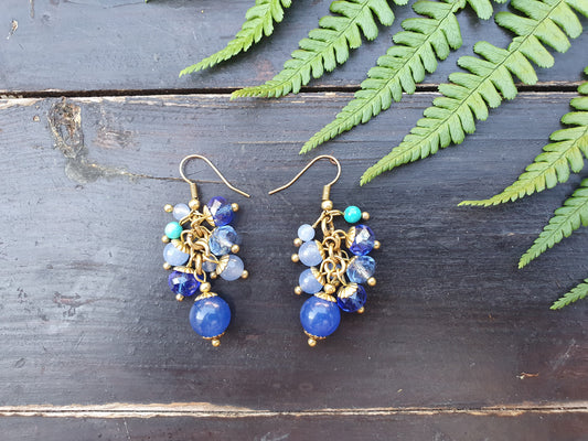 Blue crystal beaded earrings,turquoise December birthstone gift,agate,small danglies,turquoise earrings,turquoise jewelry,blue boho earrings