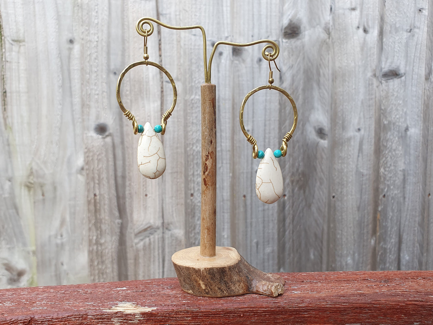 White howlite earrings,white stone earrings,gold hoops,turquoise earrings,bridal earrings,boho earrings,minimalist earrings,white gemstone