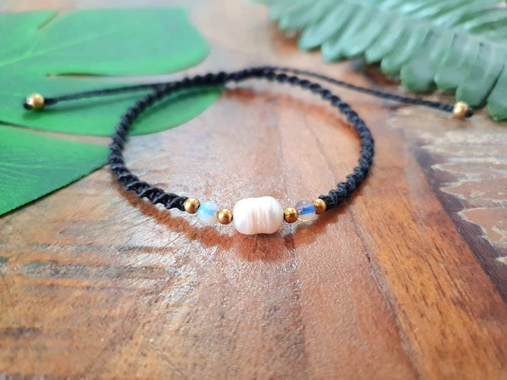 June birthstone bracelet, pearl moonstone bracelet, June birthday,macrame bracelet for women, beaded boho Thai bracelet,minimalist jewellery